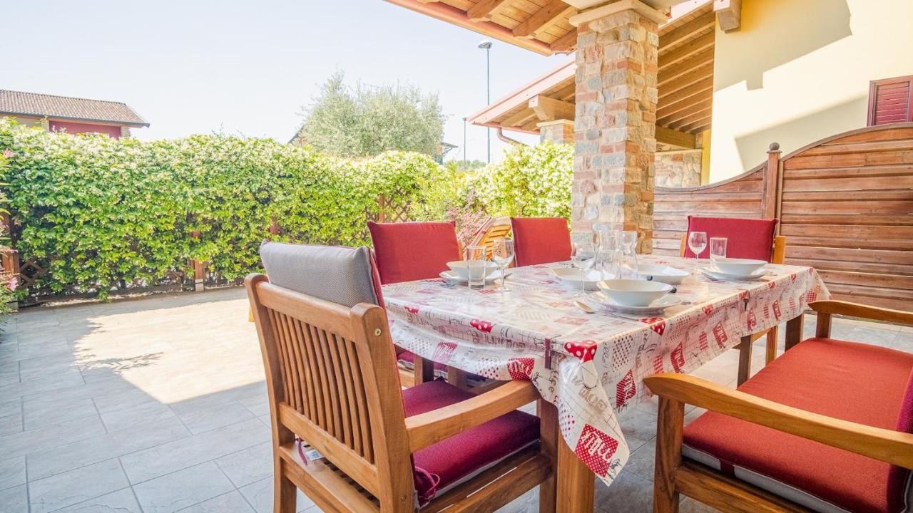 Endless Summer Sirmione - Italian Homing Luaran gambar