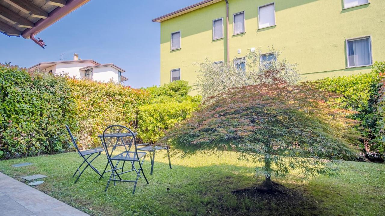 Endless Summer Sirmione - Italian Homing Luaran gambar